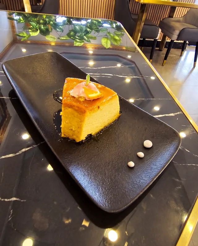 Crema volteada